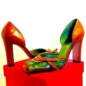 Brown Leather Hi Heel Shoes Lilac Floral Embroid Lime Satin Sq.Toe 7 1/2 ‘Hype’